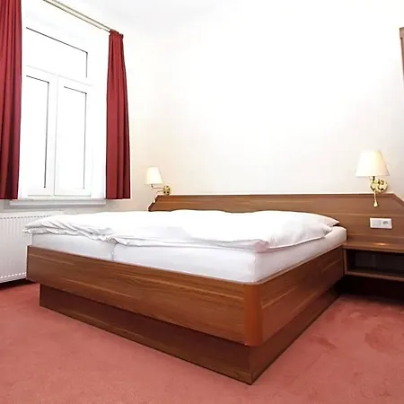 Haus Seeblick Hotel 3*